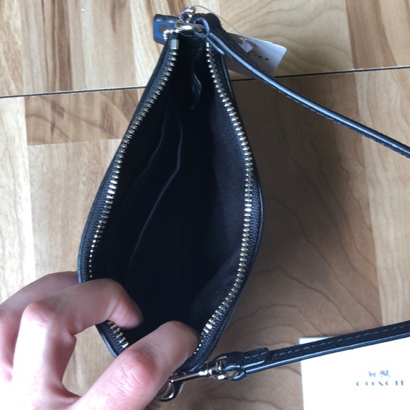 Coach Blue Leopard Wristlet - Picture 4 of 8